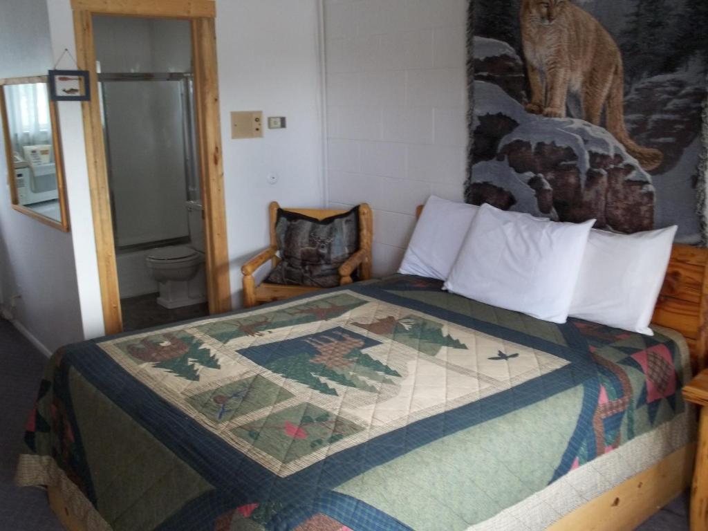 ثيرموبوليس Budget Host Elk Antler Inn الغرفة الصورة